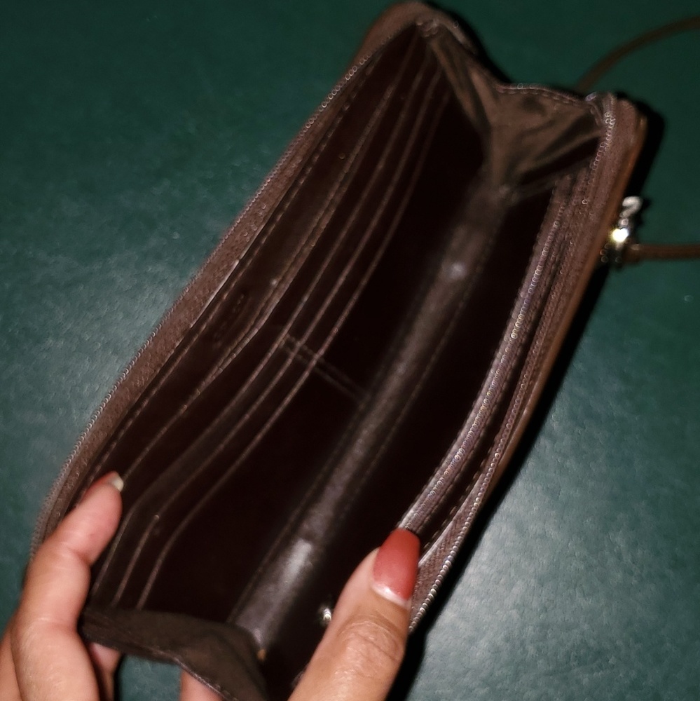 Signature Coach wristlet - Picture 3 of 3